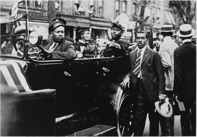 James Van Der Zee, 1886-1983, Garvey in Regalia