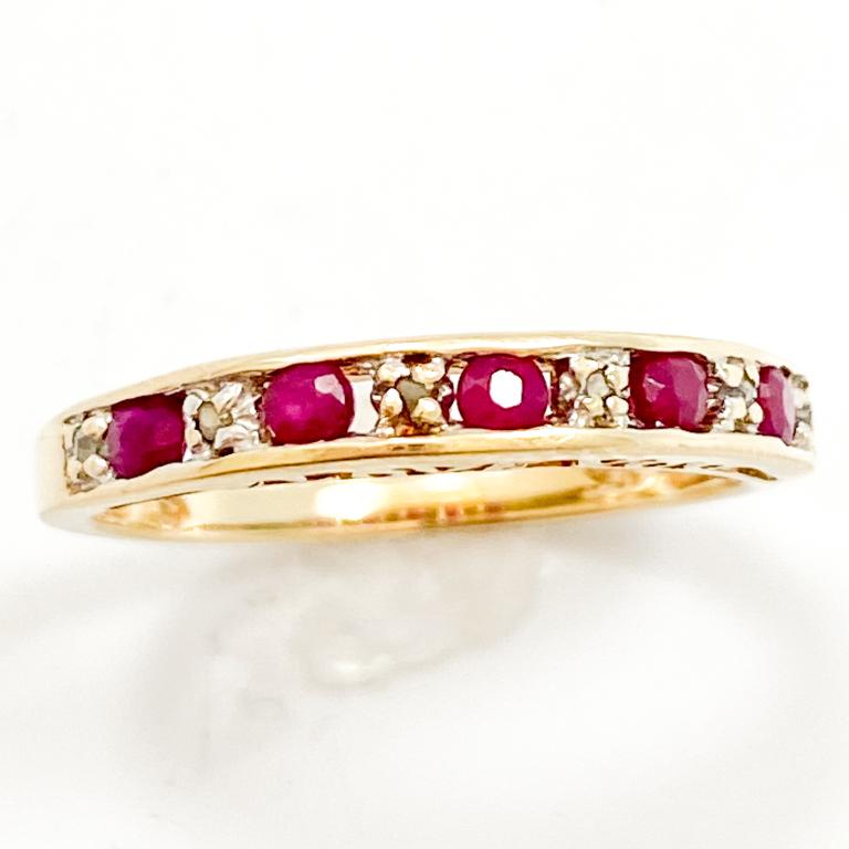 Ruby & Diamond 10k "I LOVE YOU" Band Ring (1 of 6)
