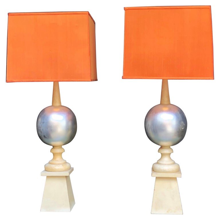 Mid-Century Cream Lacquered & Silver Leafed Pair of Spire Lamps By James Mont (1 of 11)
