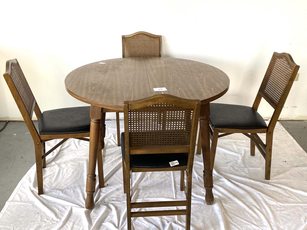 Dining Set (1 of 5)