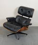 1970s 670 Rosewood Eames Lounge Chair