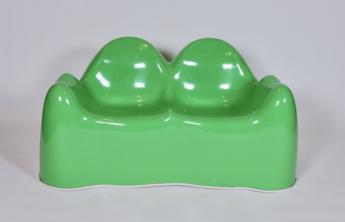 Wendell Castle Fiberglass Molar Settee in Green (1 of 6)