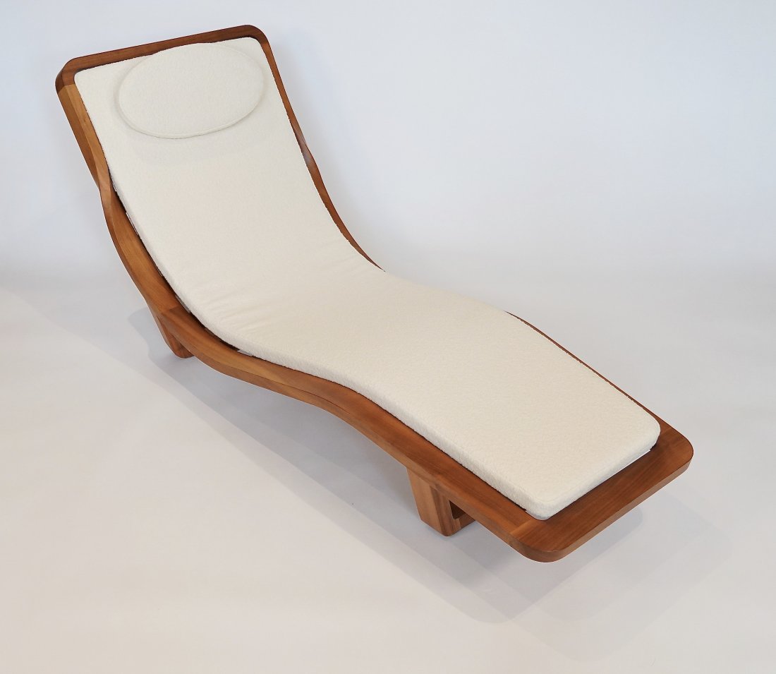 Italian Boomerang 33 Chaise by Vero Design: Boomerang 33 chaise in walnut by Vero Design of Italy, upholstered in Knoll broucle fabric 62" L x 29.5" H x 23" W x 12" Seat H.