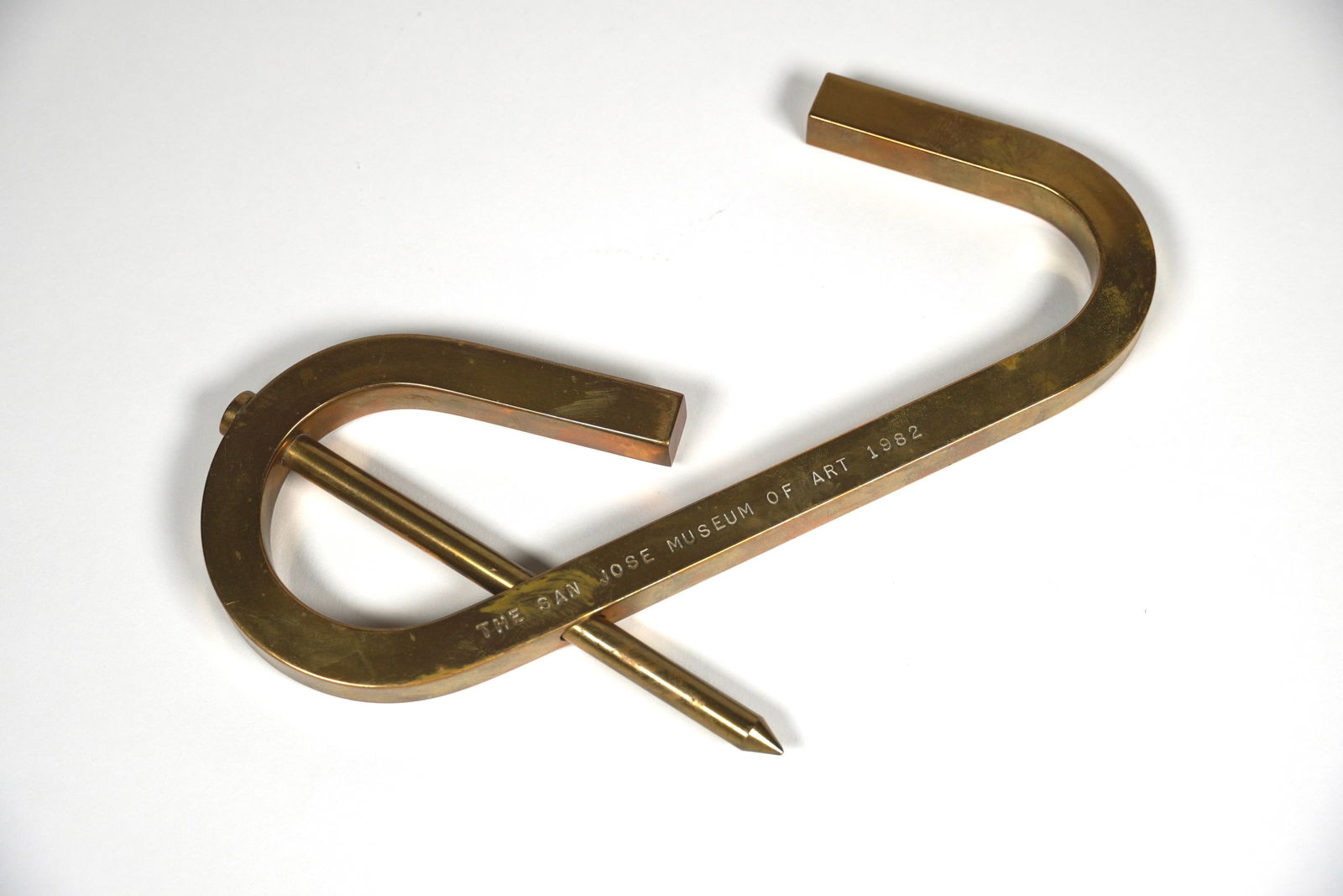 Brass Pop Art Picture Hanging Hook Paperweight San Jose Museum of Art 1982 (1 of 4)