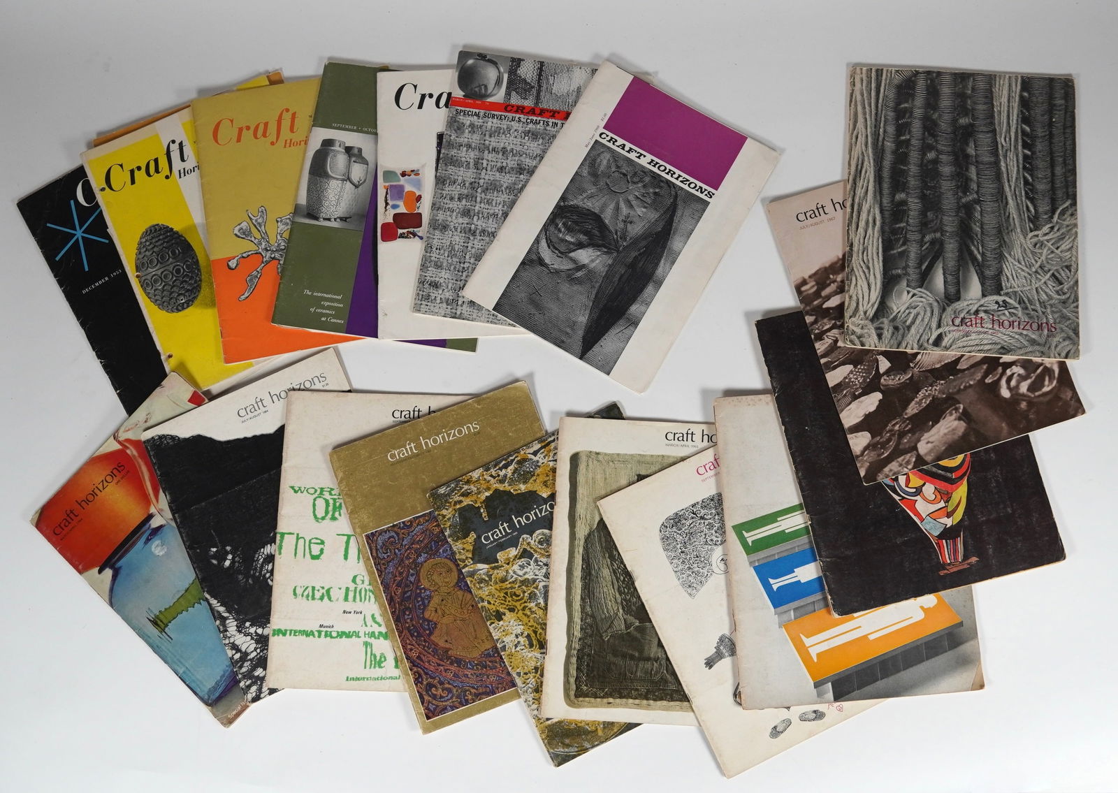 Craft Horizons Magazine 30 Issues (1 of 2)