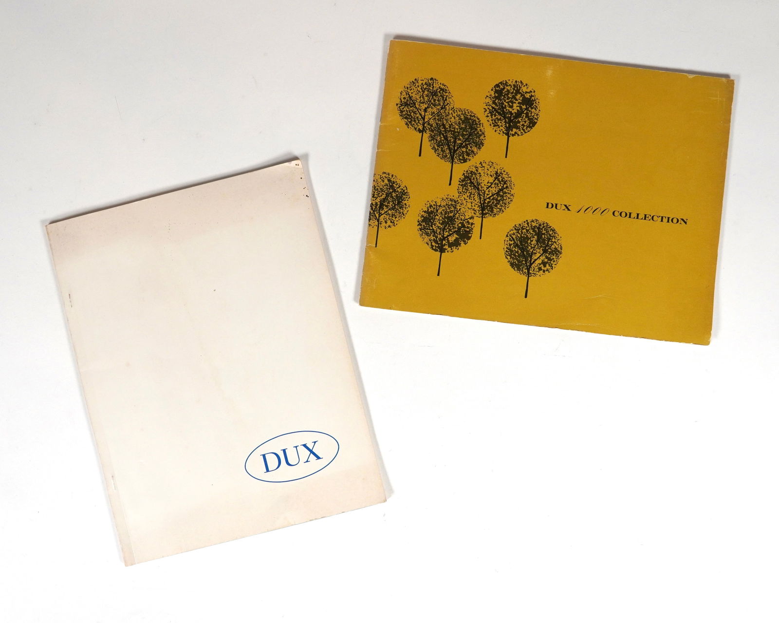 Lot of 2 DUX Furniture Catalogs 1970s: DUX softcover catalog with the work Folke Ohlsson, Arne Norrell, Bruno Mathsson among others, 52 pages / DUX 1000 Collection softcover 40 pages.