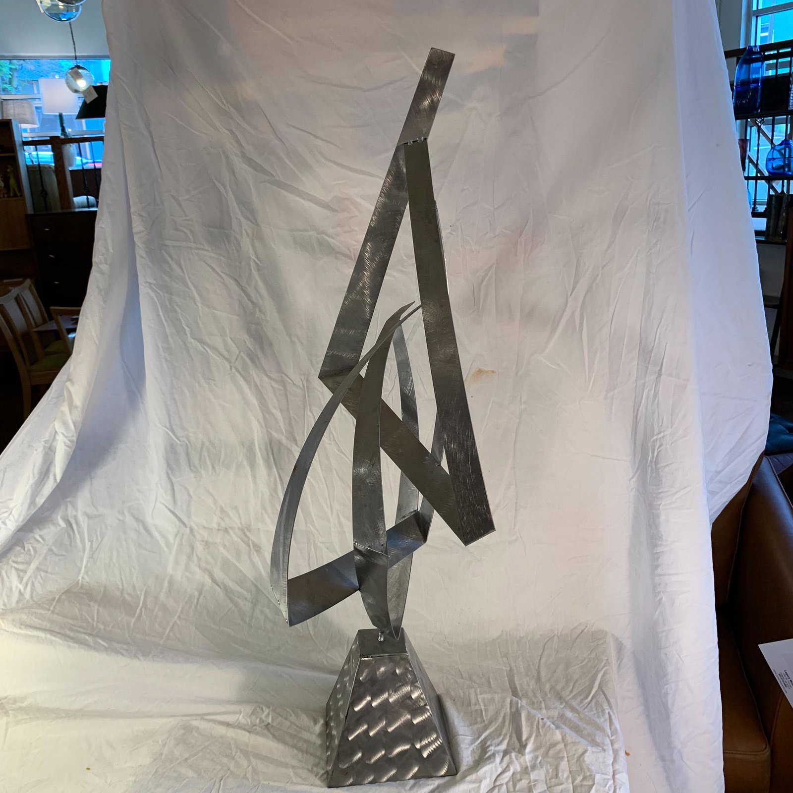Lt. 20th Century Kinetic Steel Sculpture: Lt. 20th Century Kinetic Steel Sculpture, American artist unknown Measures 15" x 18" x 34"