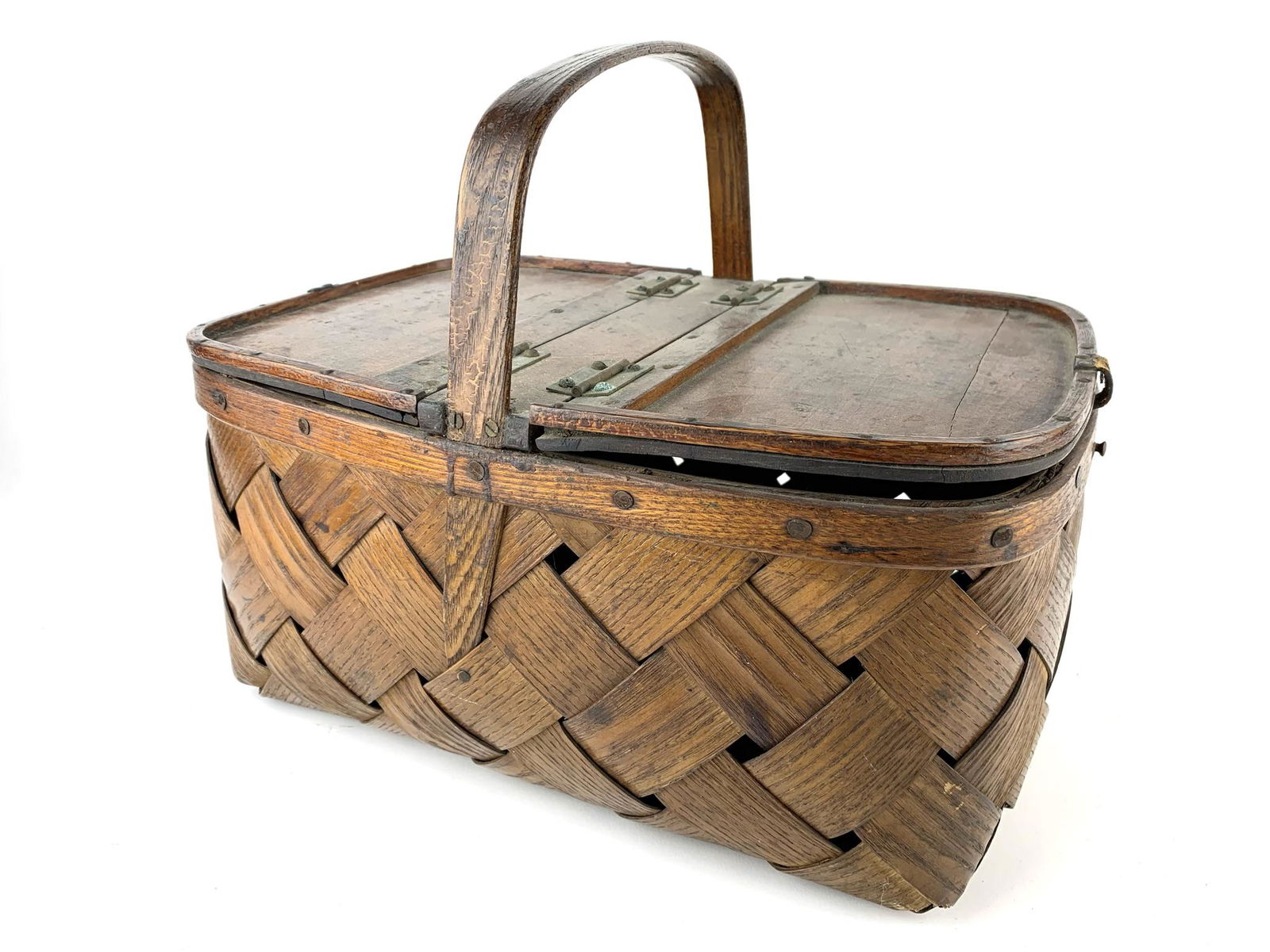 Antique Woven Picnic Basket (1 of 7)