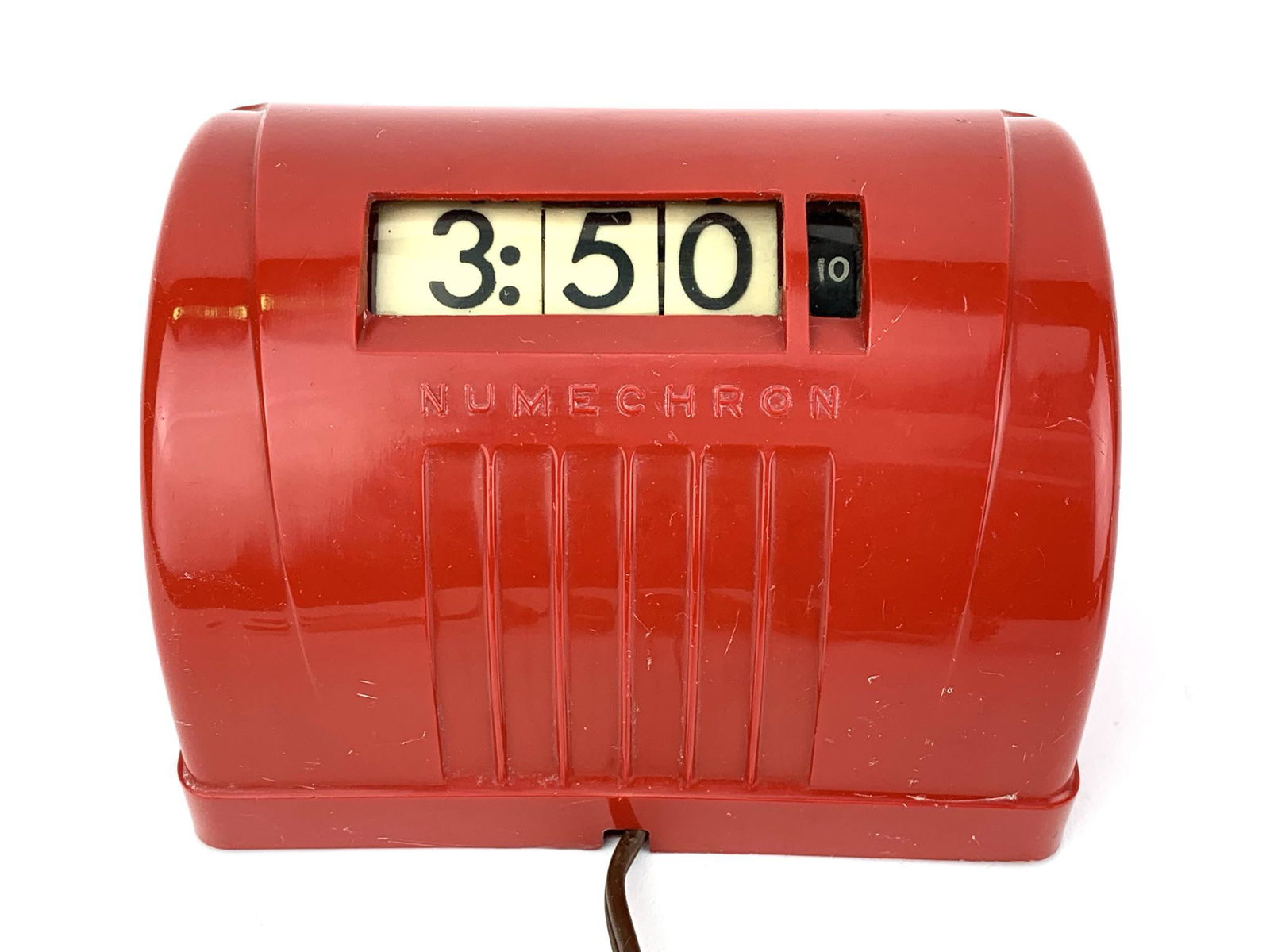 Art Deco Avocado Red Flip Clock (1 of 5)
