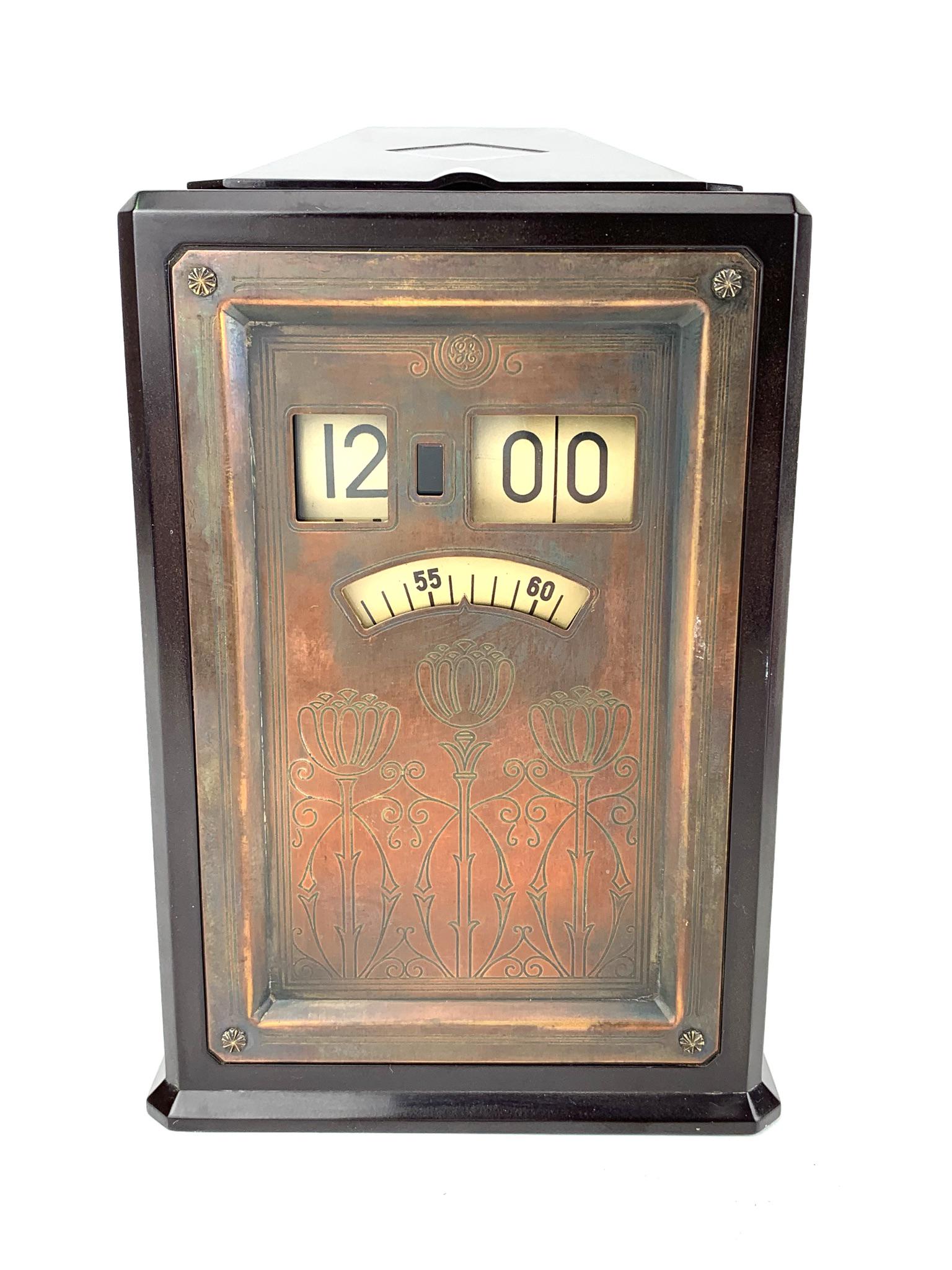 Art Deco GE AB8B02 Poppy Digital Clock (1 of 9)