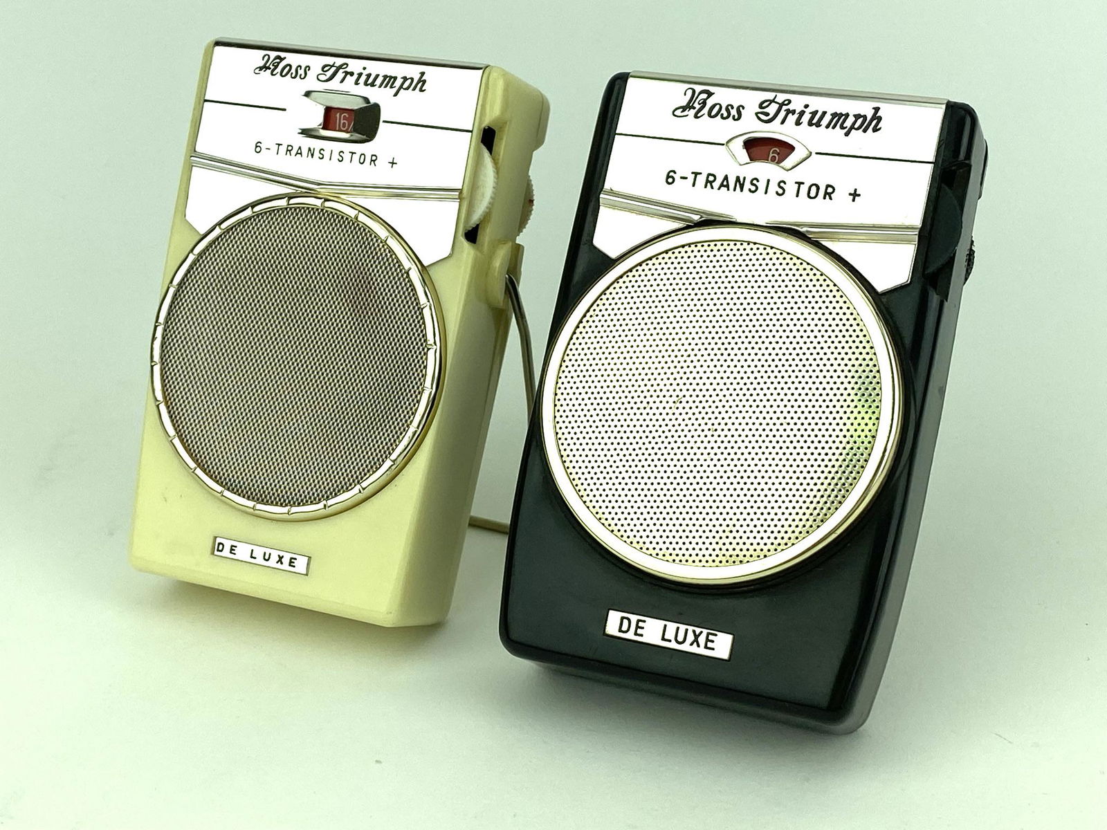 Vintage Ross Triumph Transistor Radios (1 of 7)
