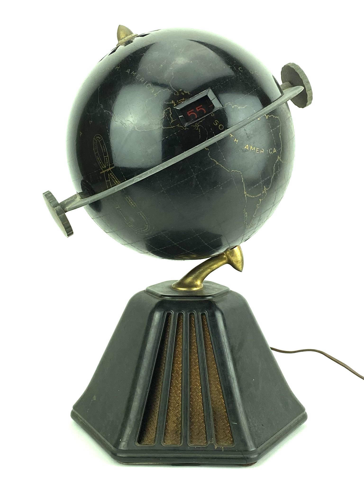 1933 Raymond Loewy Art Deco Old World Globe Radio (1 of 12)