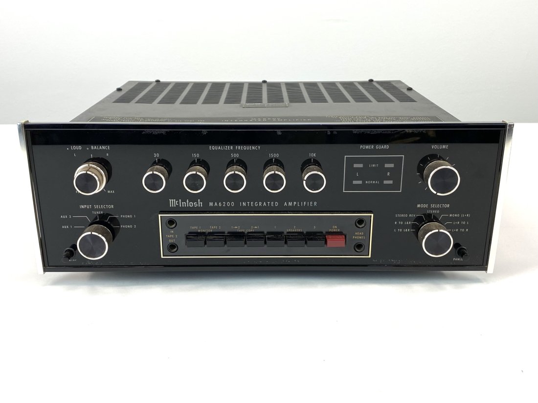 McIntosh MA 6200 Integrated Amplifier (1 of 14)