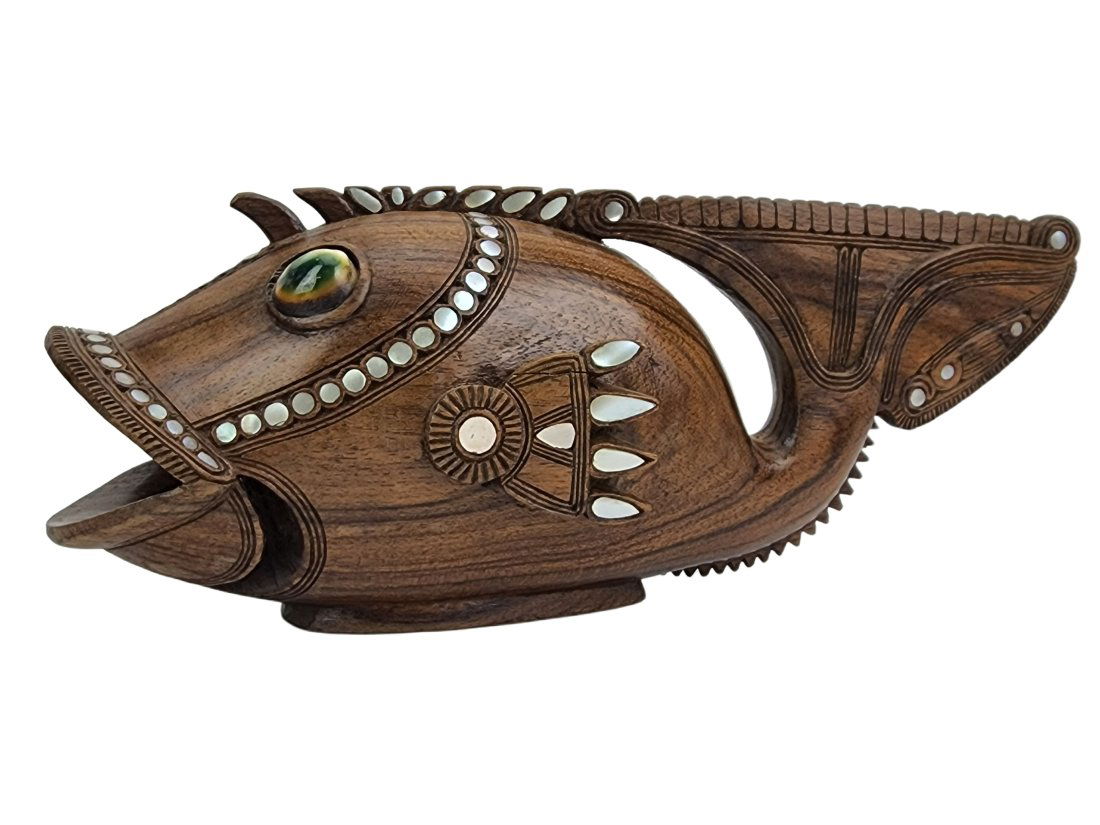 Trobiand Islands Carved Wood Fish Sculpture PNG (1 of 10)