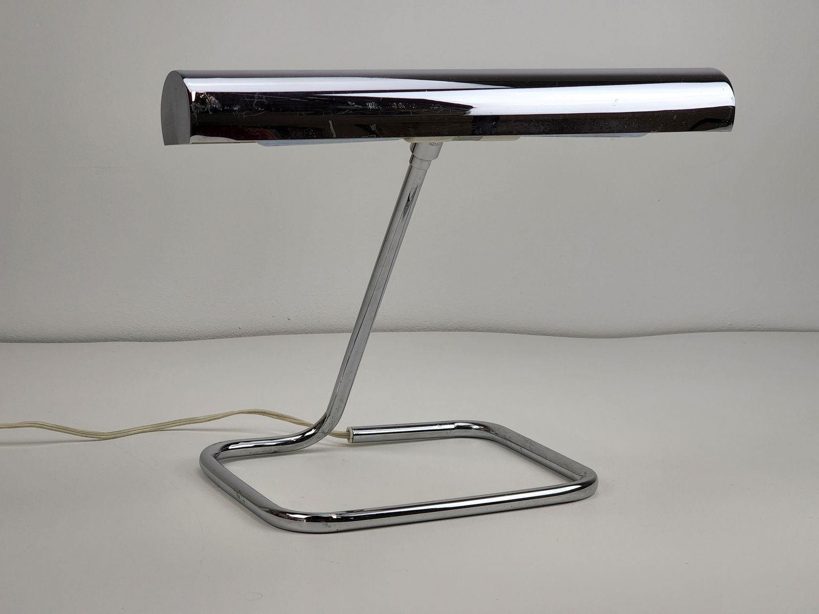 Vintage Koch & Lowy Chrome Modernist Desk Lamp (1 of 6)