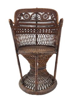 Antique Victorian Emanuel Wicker Cane Chair: Early antique tight weave cane chair with great detail and craftsmanship. Measures 38" tall x 22" wide x 19" deep with an 18 1/2" seat height, 17 1/2" seat depth & 21" back height.