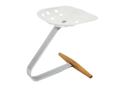 Castiglioni for Zanotta Italian Modern Mezzadro Stool: The Mezzadro Stool is a design-classic of the brothers Achille and Pier Giacomo Castiglioni for Zanotta. Stamped on bottom. This version has a white seat with chrome and wood base. Measures 20" x