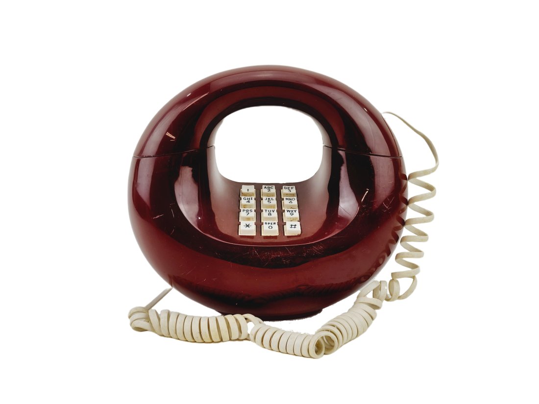 1970s Donut Telphone in Brown (1 of 8)