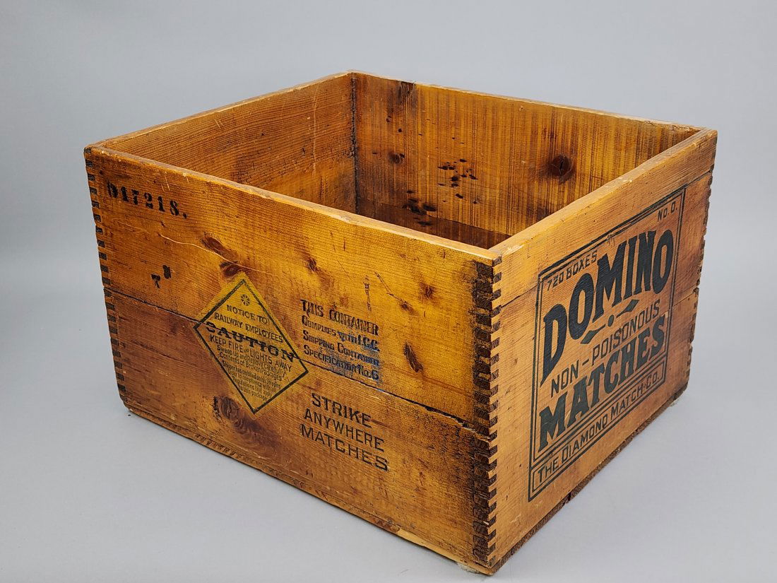 Antique Diamond Match Co. Domino Matches Advertising Wood Crate (1 of 8)
