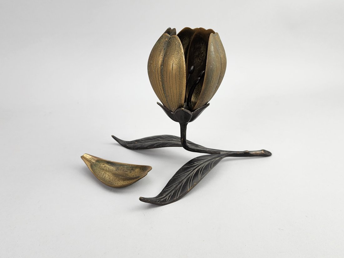 Vintage Italian Brass Flower Petal Ashtray Hollywood Regency Mid Century (1 of 8)