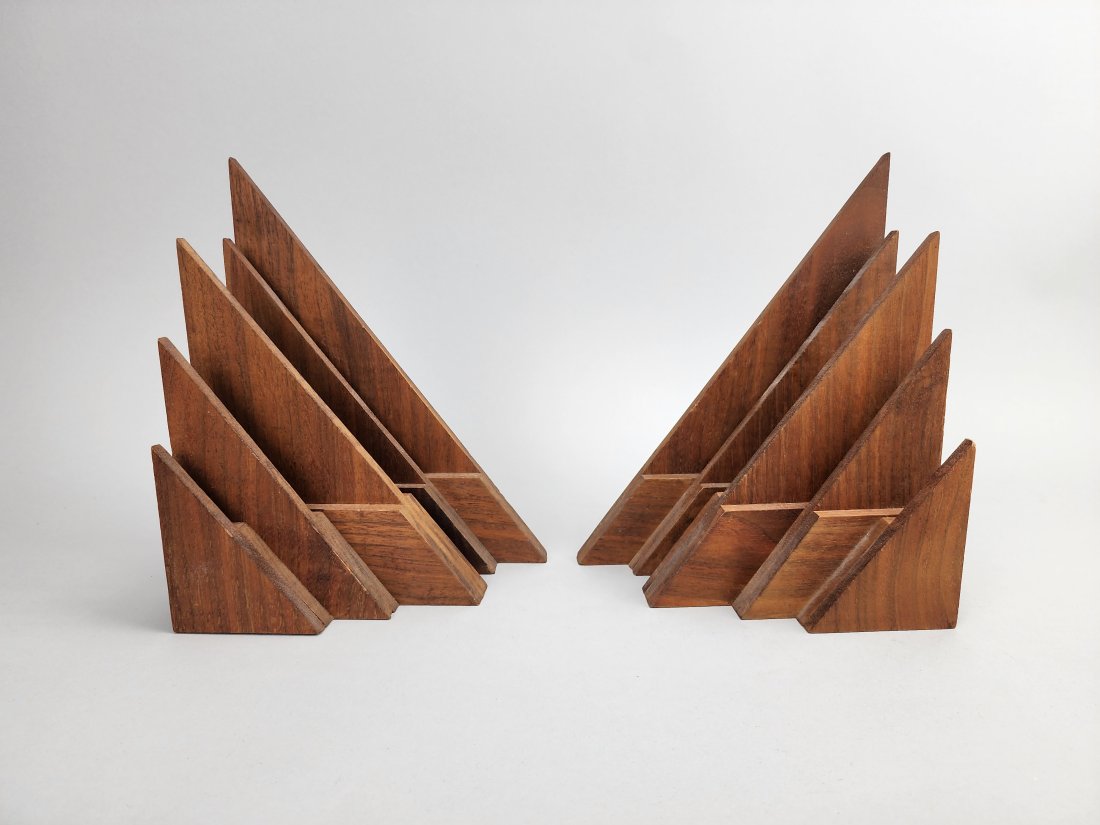 Vintage Stacked Wood Geometric Triangle Bookends (1 of 7)