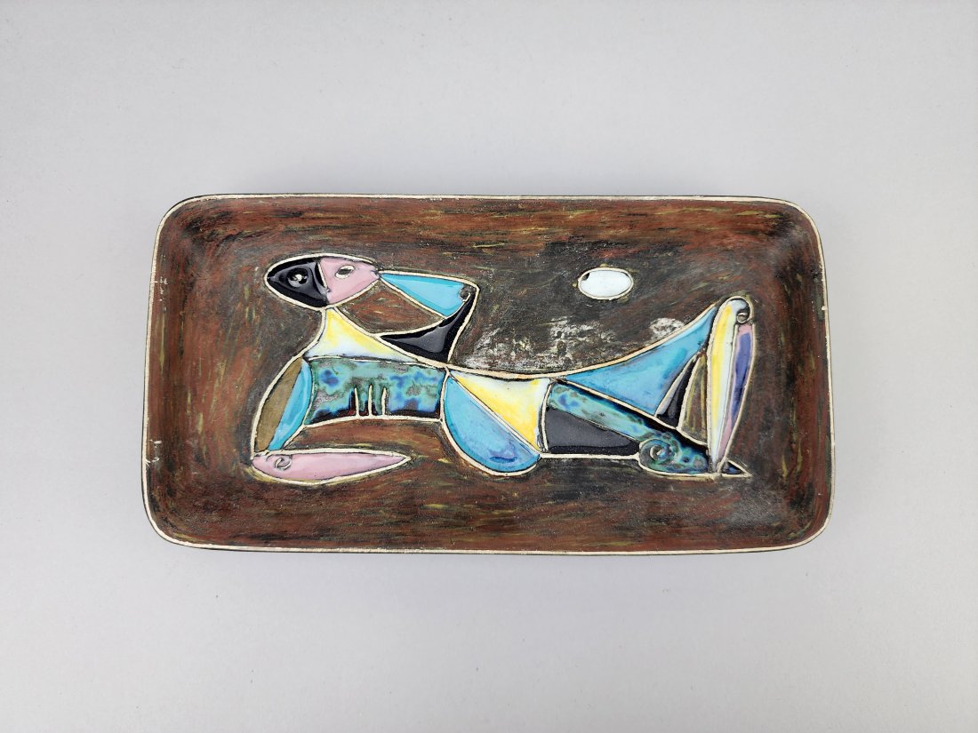 Fantoni Italian Art Pottery Tray Reclining Nude Figure: Vintage signed Fantoni, made in Italy reclining female nude abstract mid century modern pottery tray. Measures 9 1/4" x 5" x 1 3/4".