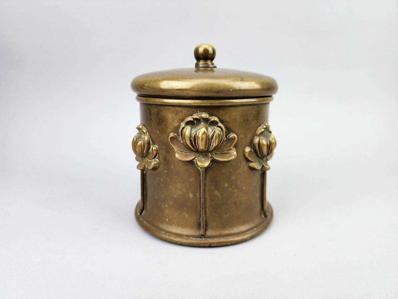 Art Nouveau Poppy Flower Brass Tobacco Jar Box Humidor Canister (1 of 6)