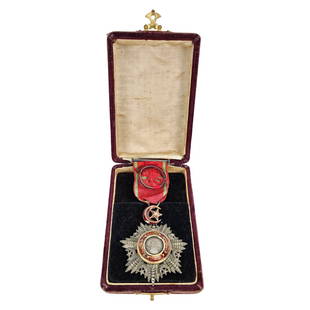 Vintage Silver Enamel Medjidie Commander Badge Medal: Vintage Order of the Medjidie Commander Badge in Silver with ruby red enamel. Measures 5" x 2 3/8"