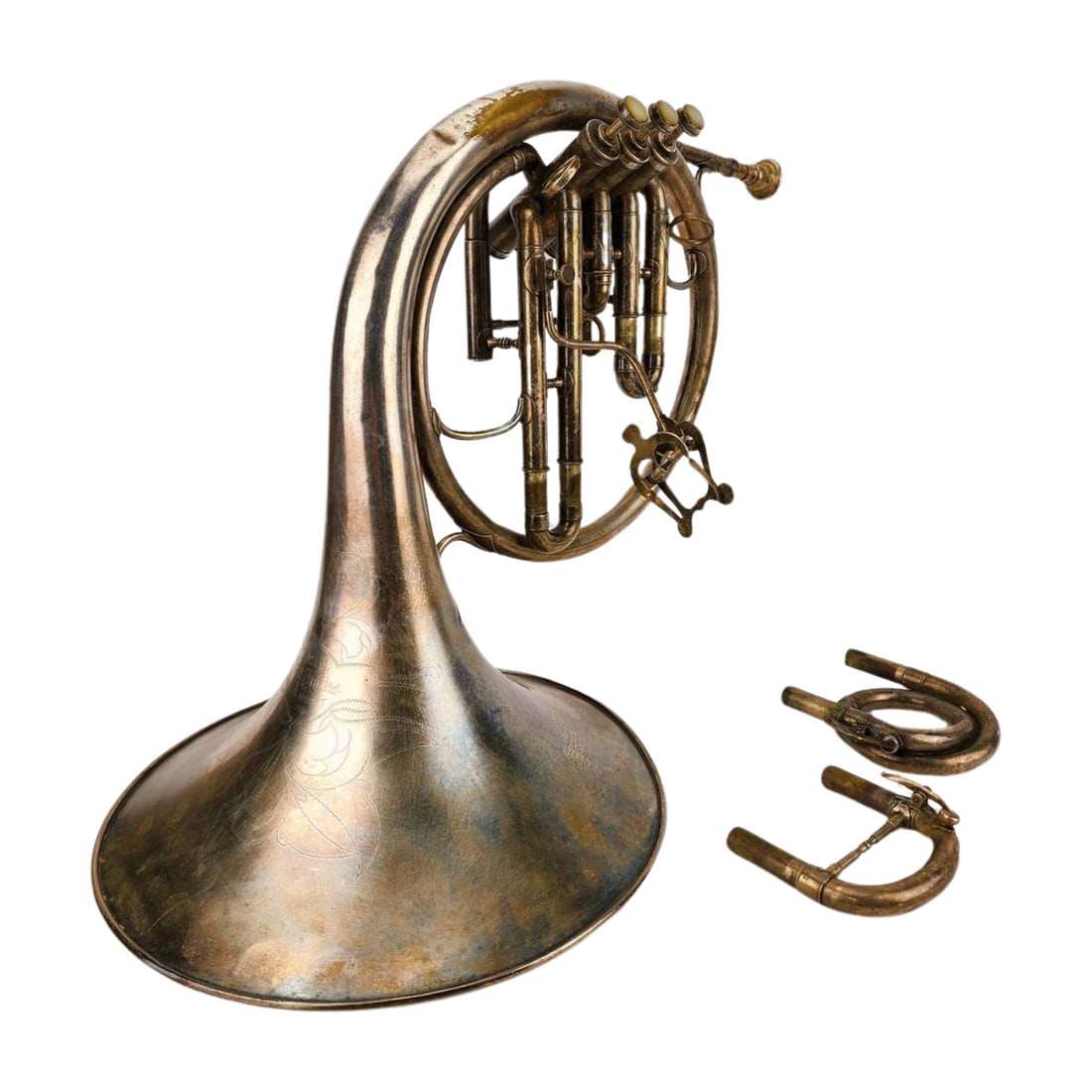 Rare Right Hand 1920 Conn Concert Mellophone French Horn with Extras: Includes 2 slides and music clip. Measures 12" diameter at horn flange.