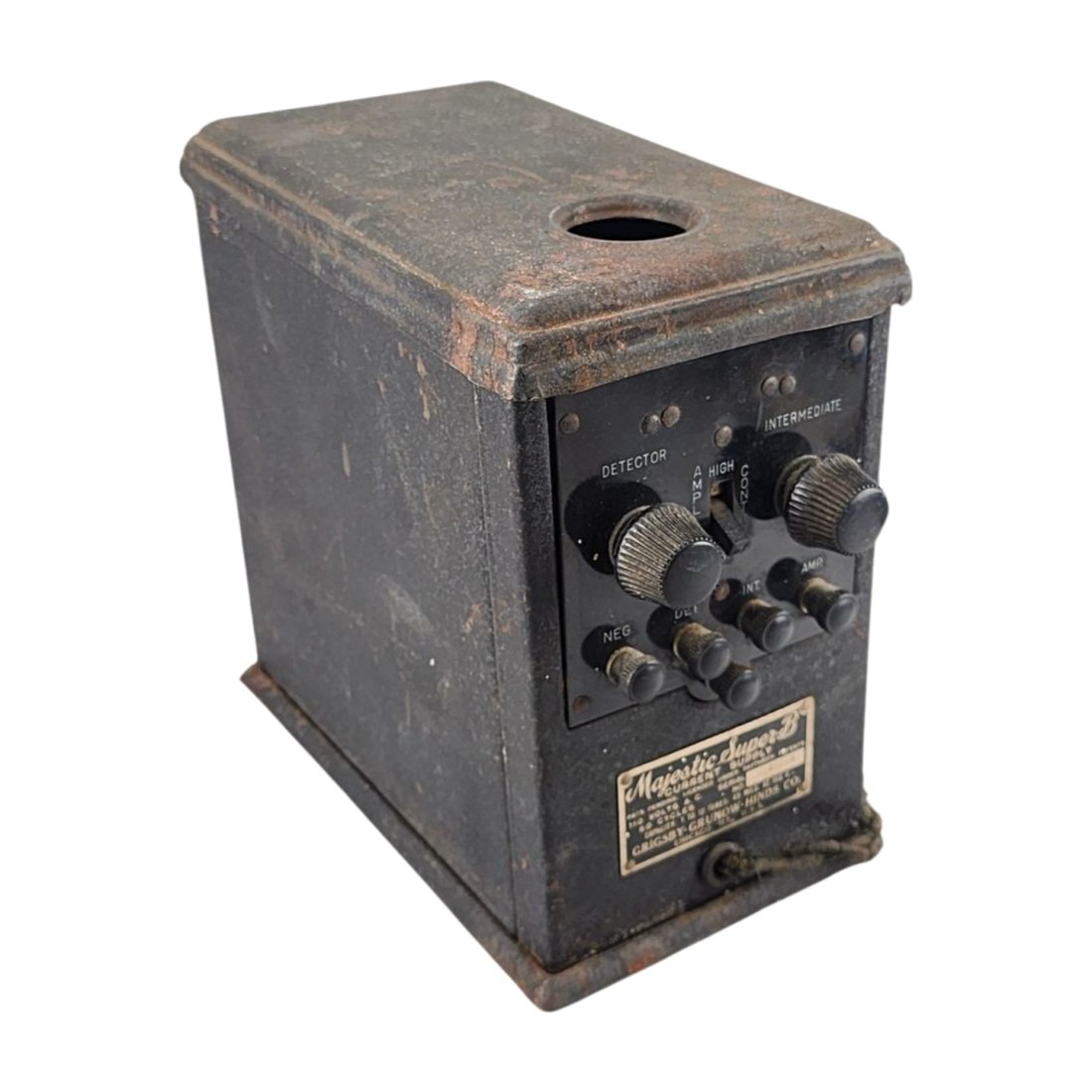 Majestic Super-B Current Supply for Radio: Antique Majestic Super-B Current Supply for crystal detector wireless radio by Grigsby-Grunow-Hinds Co. of Chicago. 110 Volts AC 60 cycles Licensed under Raytheon Patents. Measures 9" x 5" x 8 1/2"