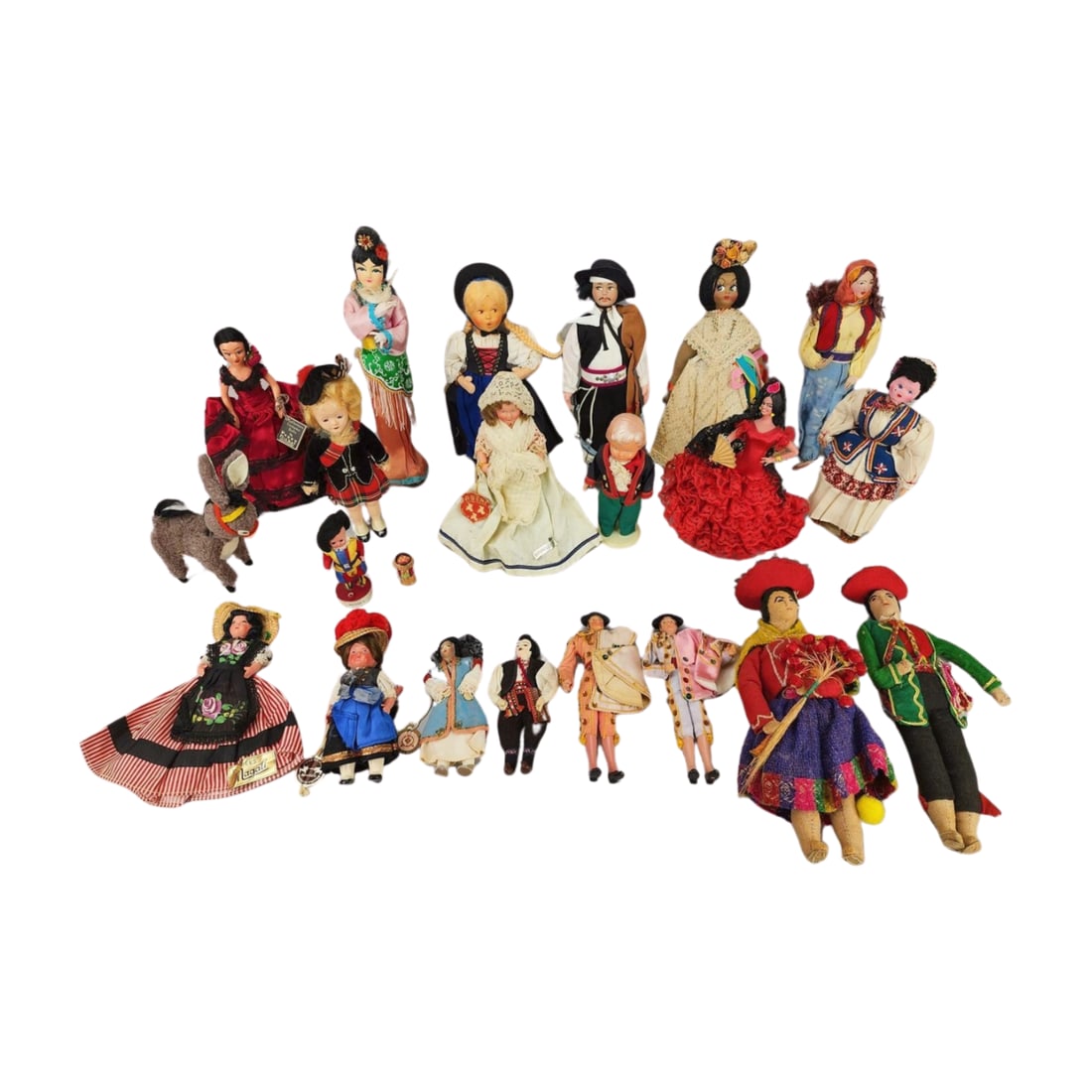 Vintage Doll Lot: Group of various size vintage dolls from around the world. Includes but not limited to makers, Peggy Nisbet, Magali, Bruxelles, Zwilling Fox and even a miniature Kokeshi doll. Some with tags and acces