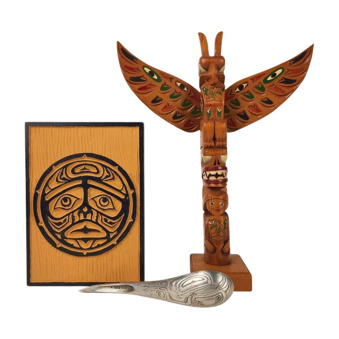 Native American Group: Totem, Plaque & Spoon (1 of 11)
