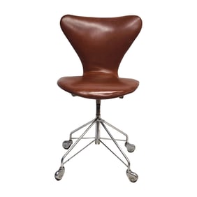 Arne Jacobsen for Fritz Hansen Series 7 Office Chair