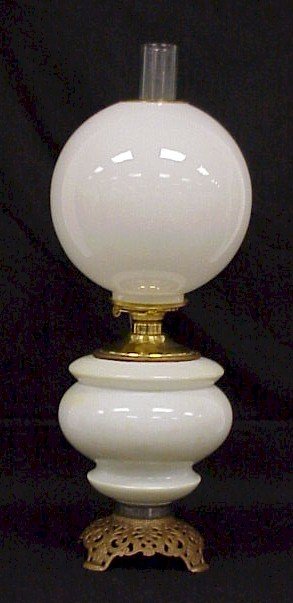 White Gone with the Wind Lamp: White Gone with the Wind Lamp. Lamp stands 28 inches tall, Refurbished lamp in Excellent condition-Globe not original to lamp.
