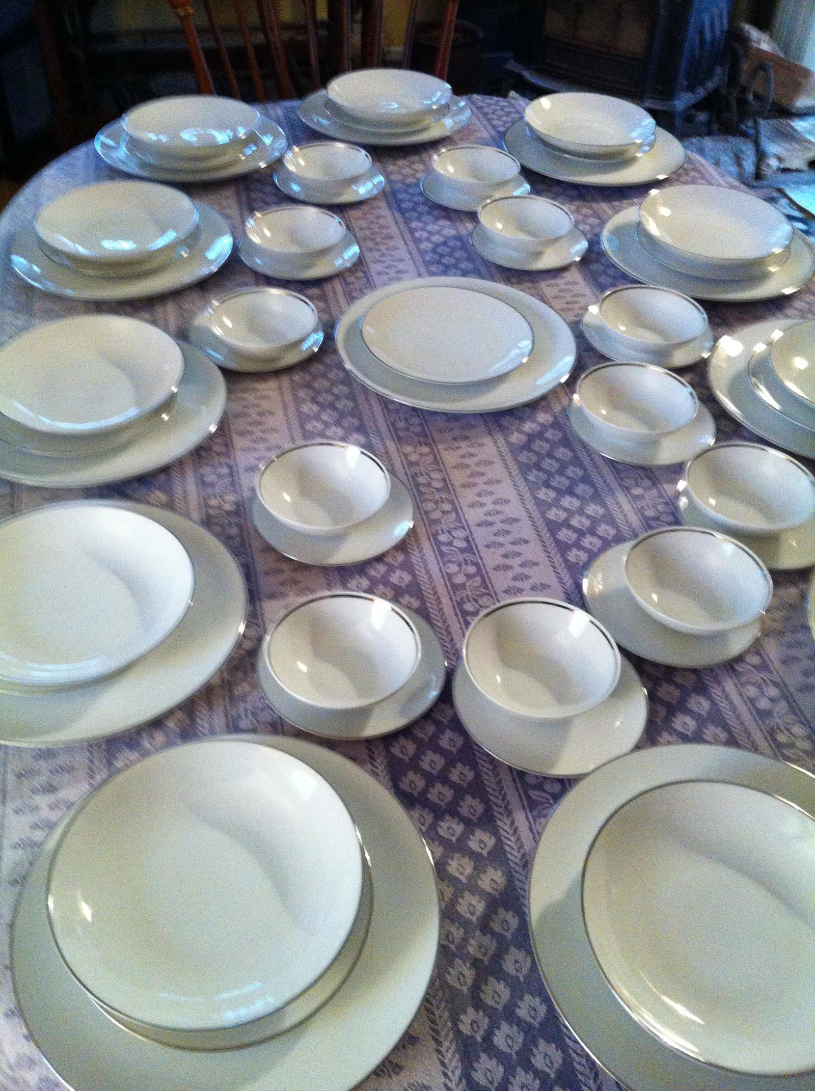 Bavarian china set - 89 piece set: This wonderful Set includes:White with silver trim8 tea cups (1 has small nick near handle see photo lips won't touch when drinking)9 tea saucers13 dinner plates (1 with chip see photo)12 - 10.5" cake