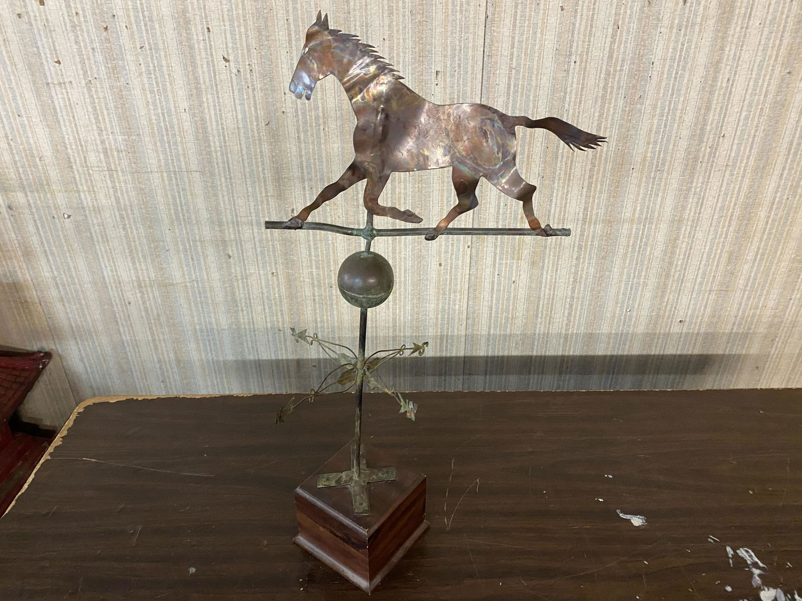 Horse Form Weathervane (1 of 2)