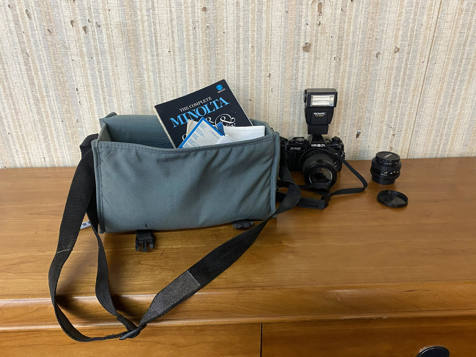 Minolta Camera (1 of 2)