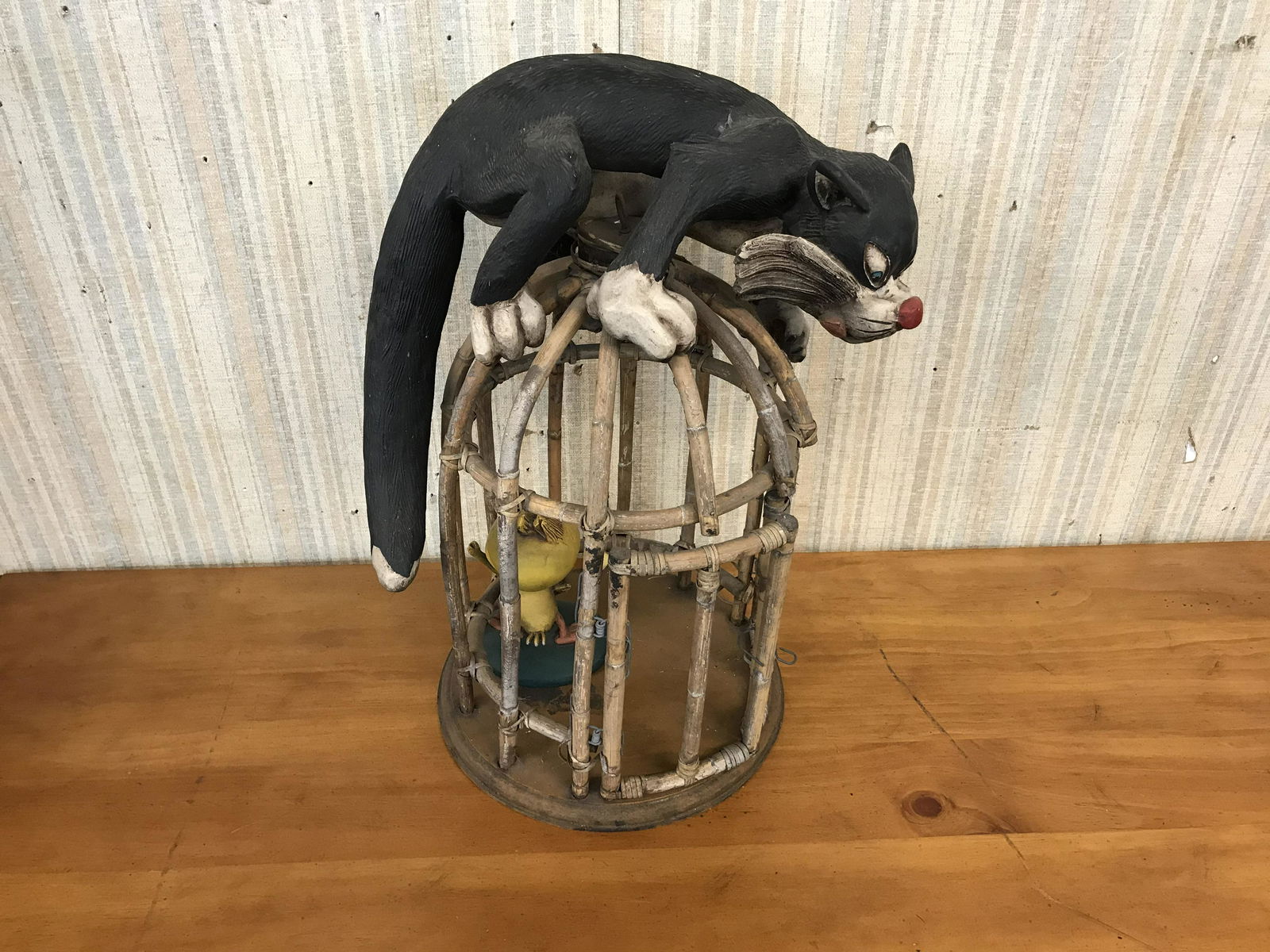 Silvester and Tweety bird cage (1 of 2)