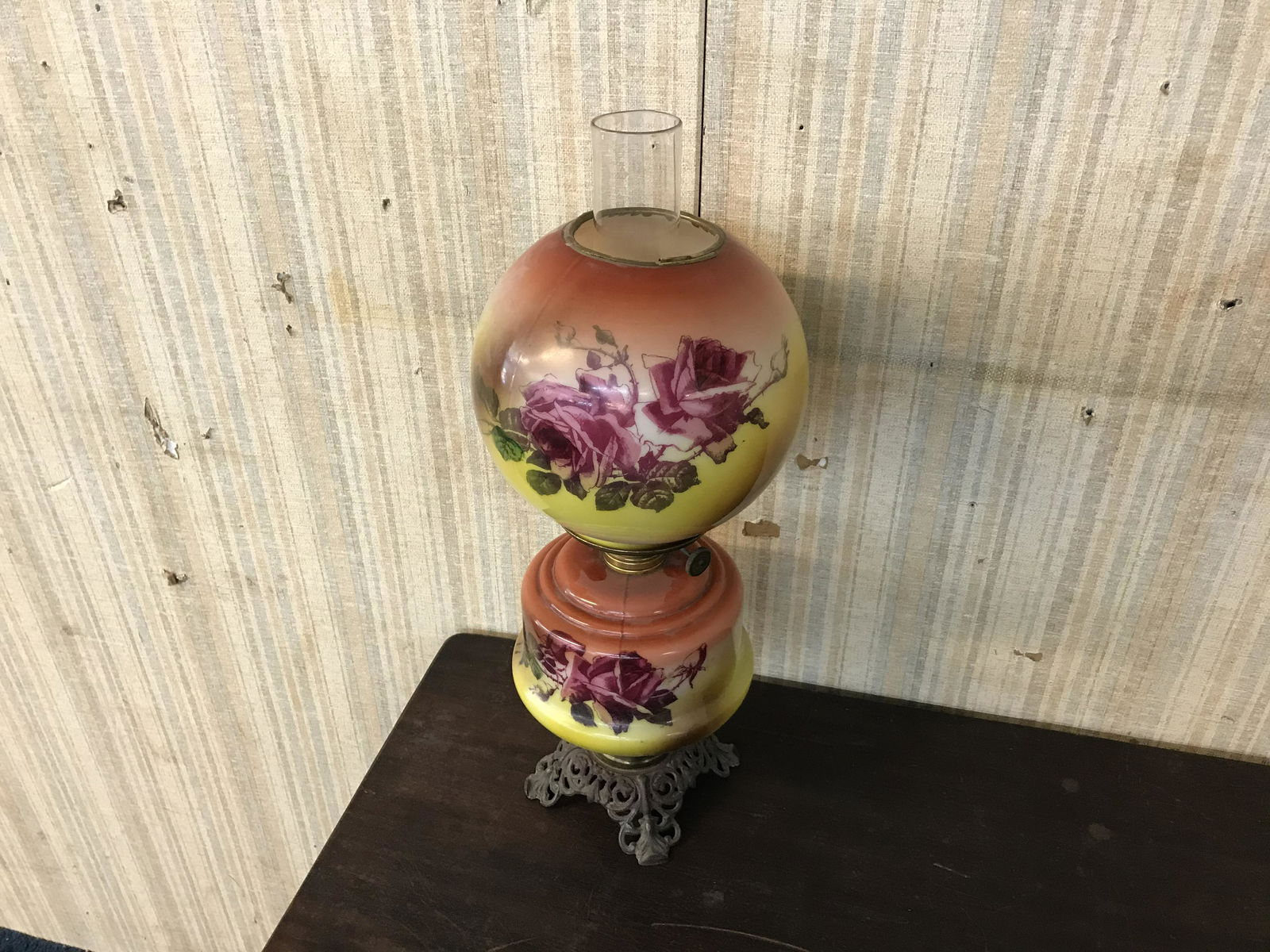 Antique Hand Painted Gone with the Wind Lamp (1 of 3)