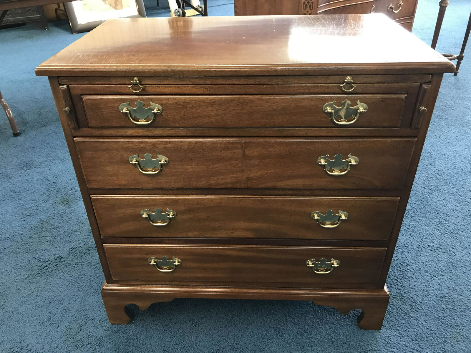 Kittinger Williamsburg Mahogany Server (1 of 5)