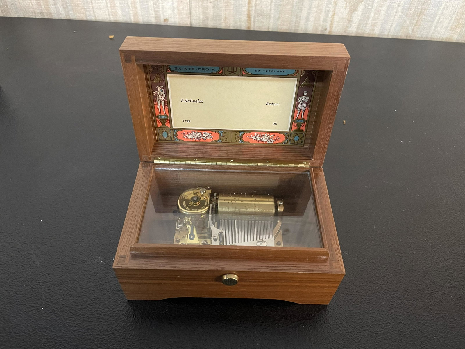 Reuge Music Box: Case 5.5" W