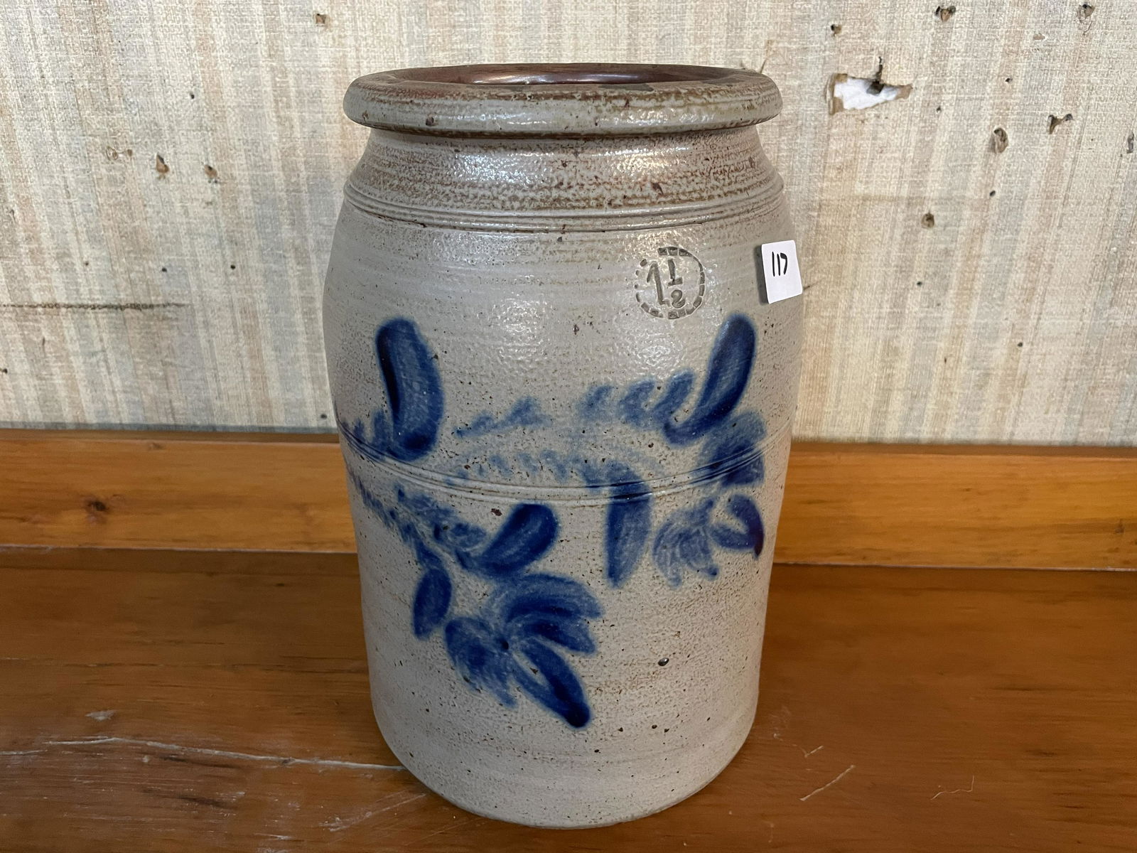 Antique Stoneware Jar (1 of 4)