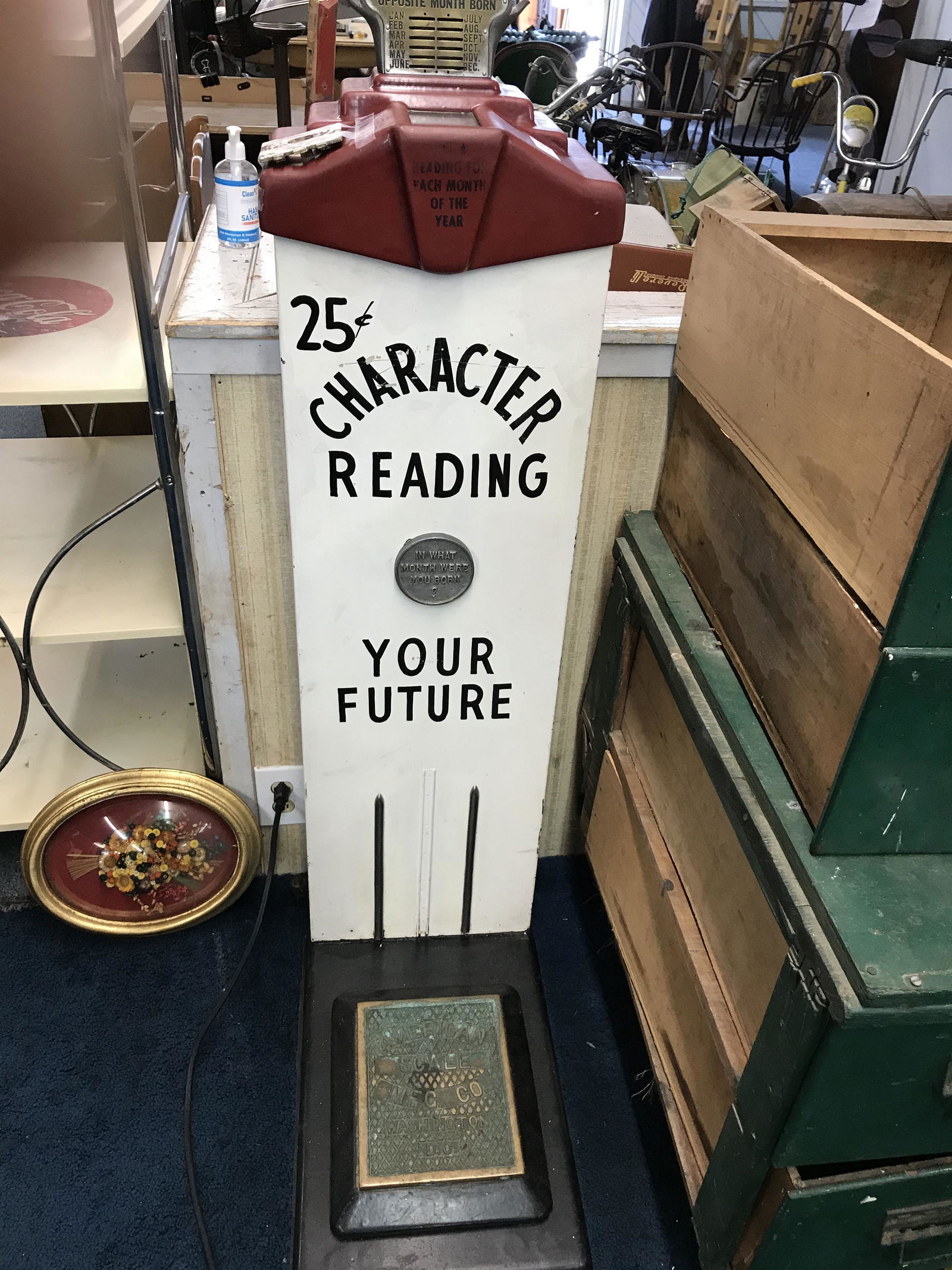 Antique 25 Cent Scale (1 of 4)