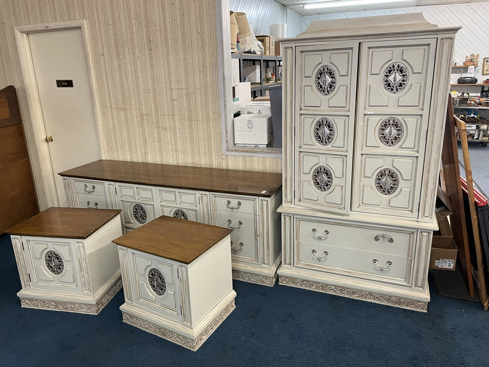 four Piece bedroom Suite (1 of 3)