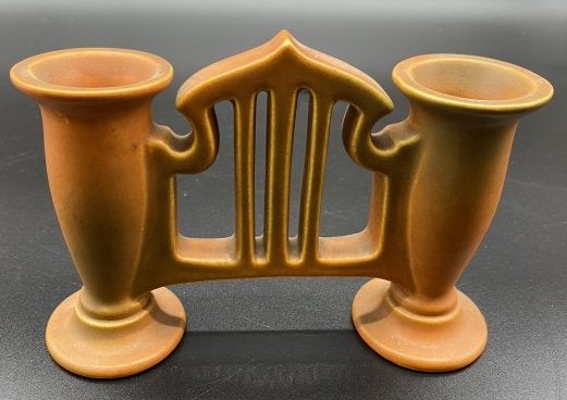 Early Roseville Double Vase (1 of 4)