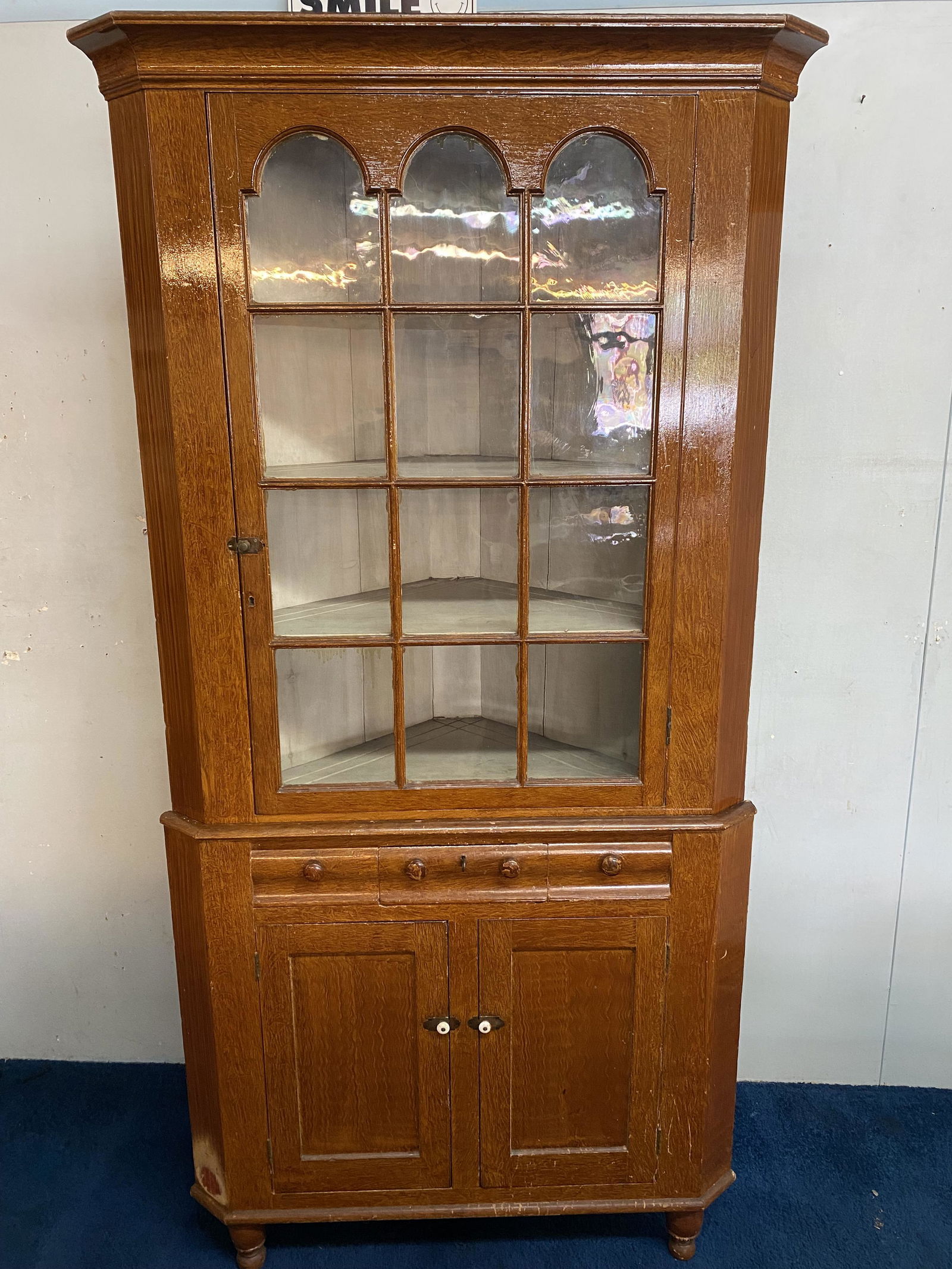 Execptional PA Paint Decorated Popalar Corner Cabinet (1 of 12)