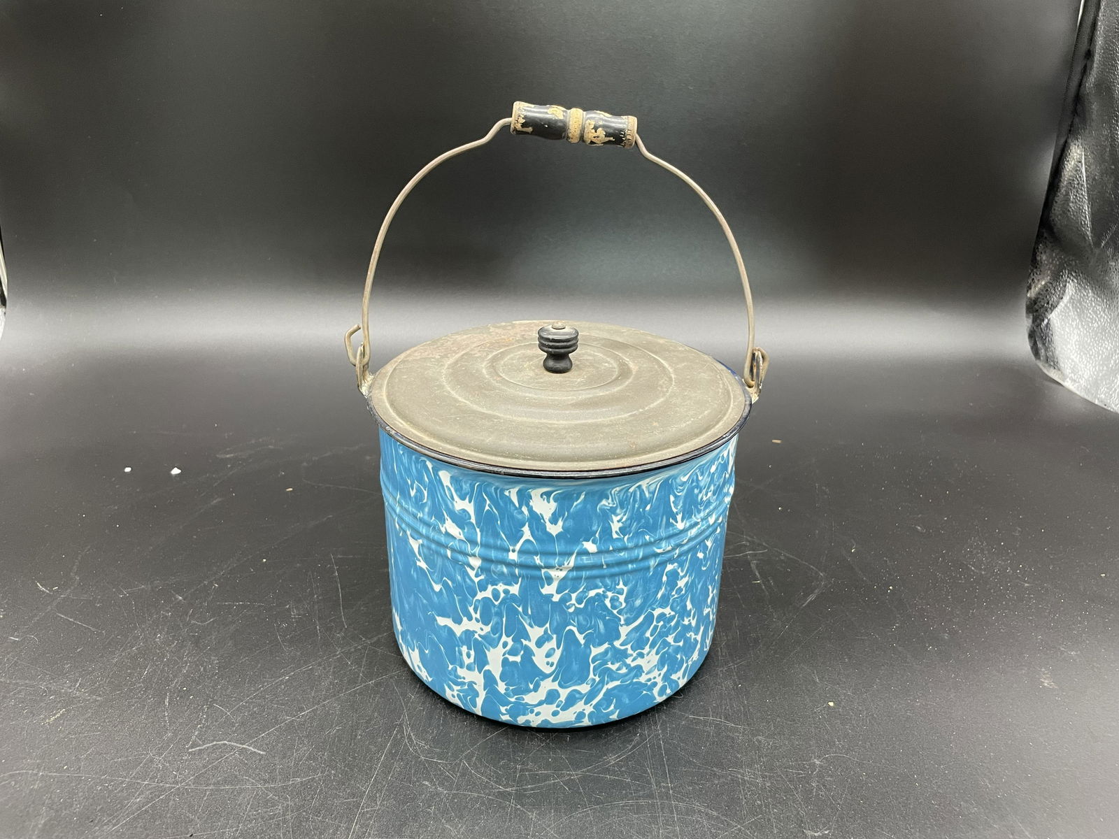 Blue Agate Swirl Lidded Berry Pail (1 of 3)