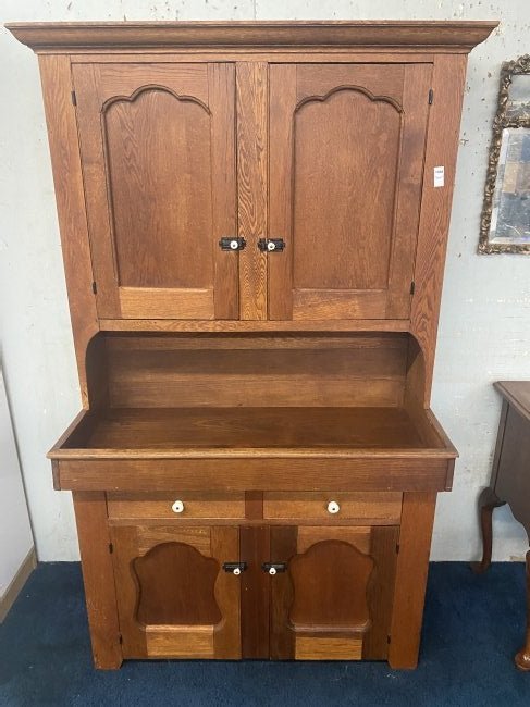 Antique Oak Dry Snk With Cupboard Top (1 of 11)