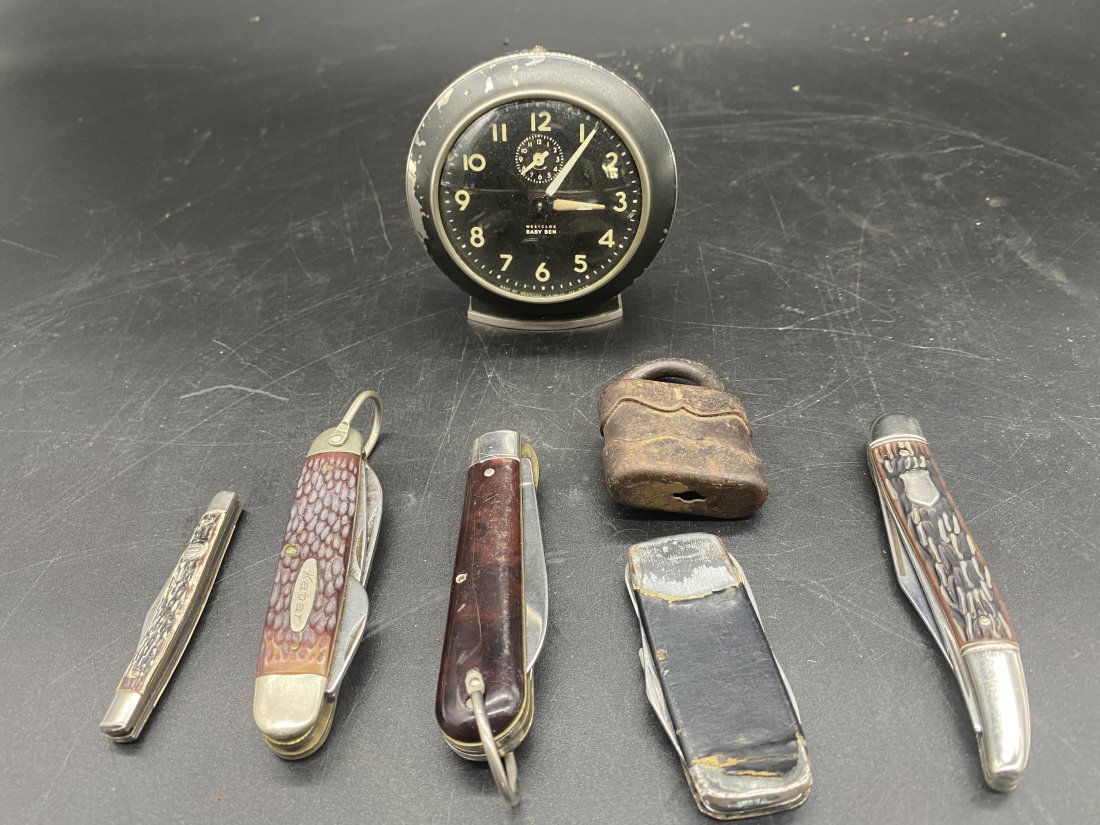 6 Vintage Knives, Plus: Lot includes Big ben alarm clock 4"H, 5 knives with names like Kabar, Colonial, Imperial