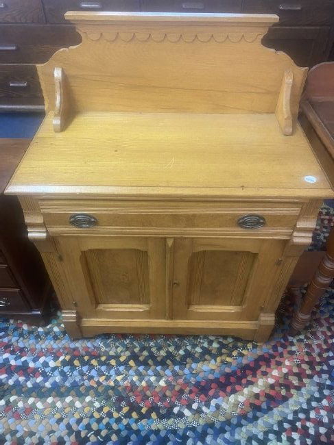 Victorian Carved Oak Washstand (1 of 5)